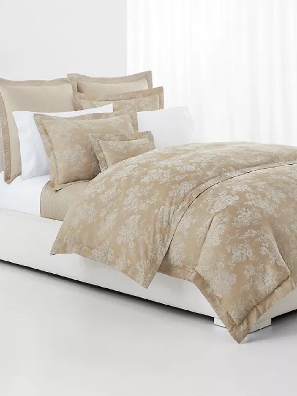 Lauren Ralph Lauren Mya Pearl Comforter Full/Queen NWT